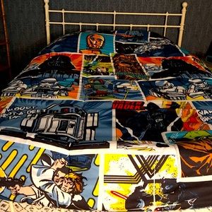 Star Wars Comforter - full size - great condition